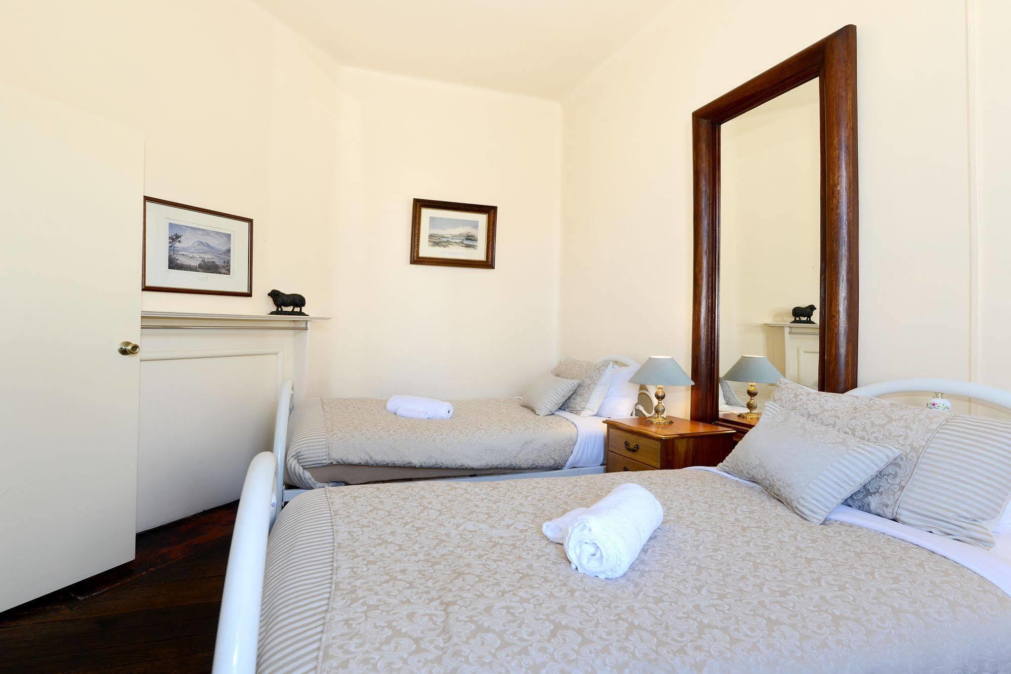 Edinburgh Gallery Bed&Breakfast Hobart Exterior foto