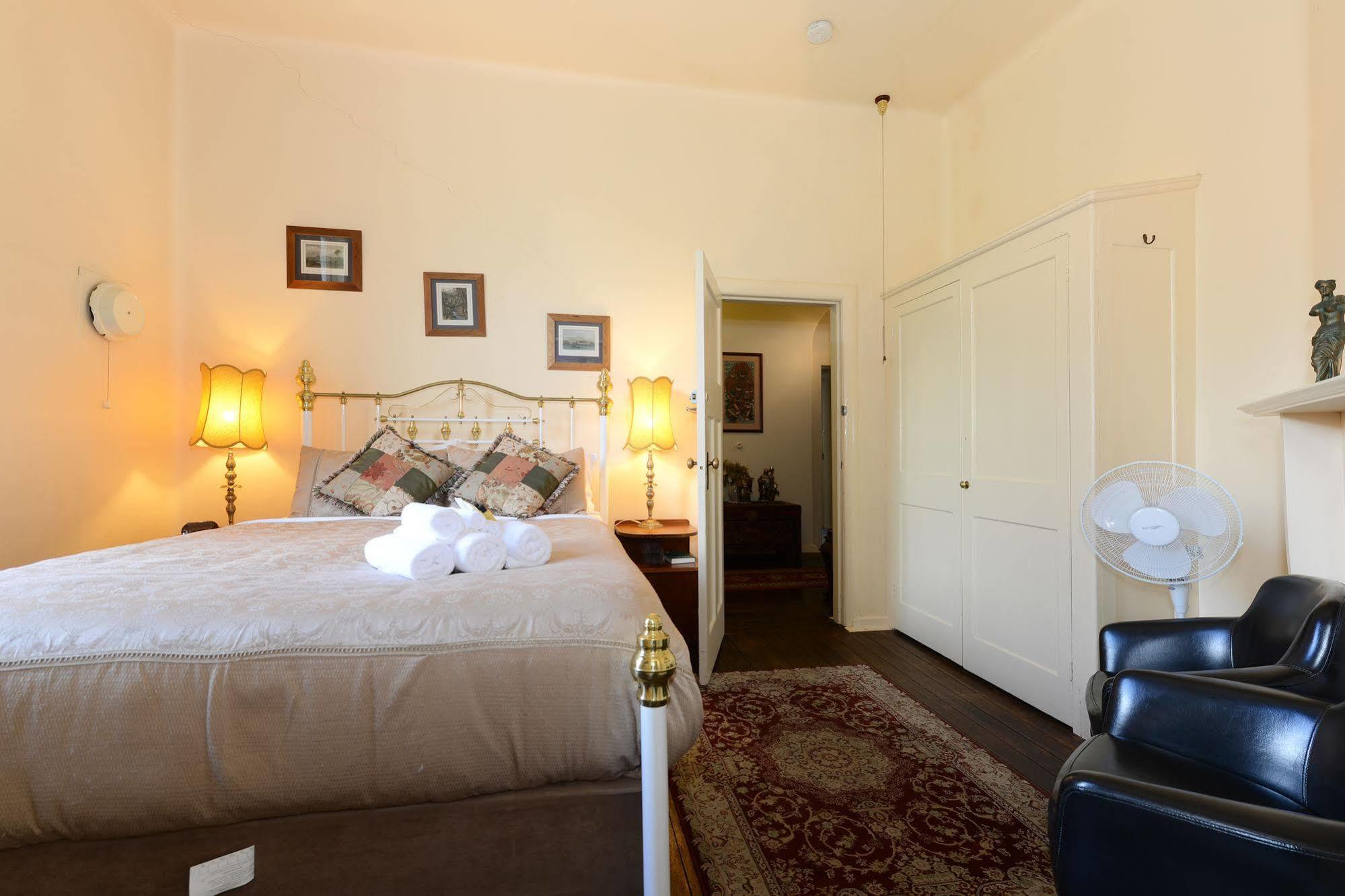 Edinburgh Gallery Bed&Breakfast Hobart Exterior foto